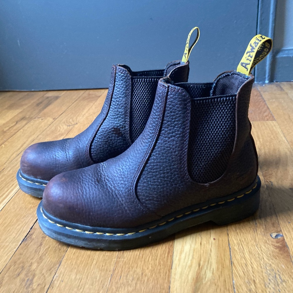 Dr. Marten Chelsea Boot